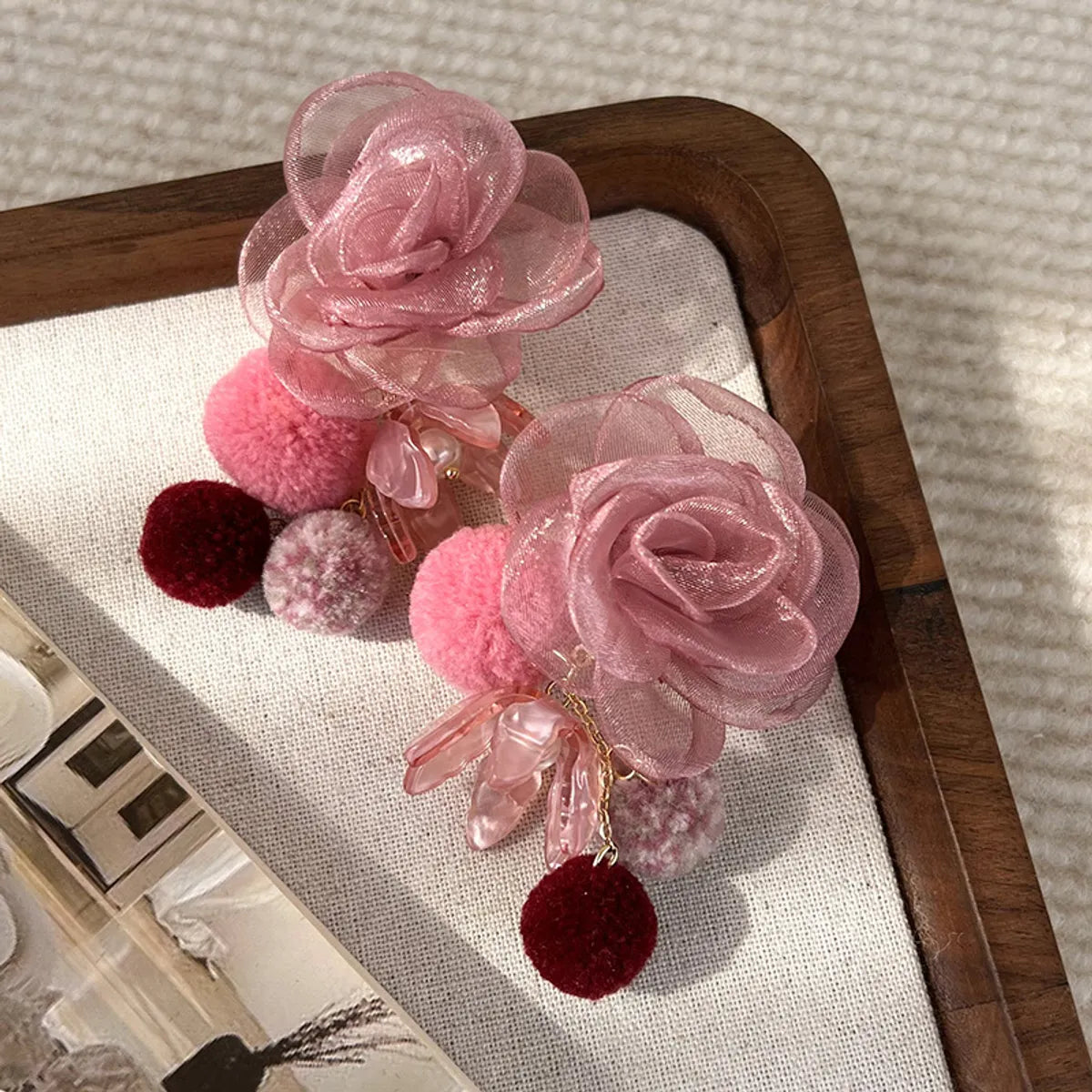 1 Pair Sweet Flower Hairball Gauze Drop Earrings