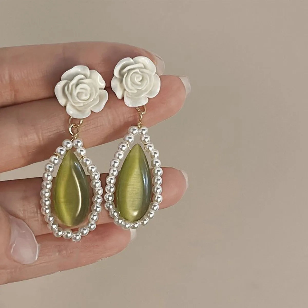 1 Pair Sweet Flower Inlay Alloy Pearl Drop Earrings