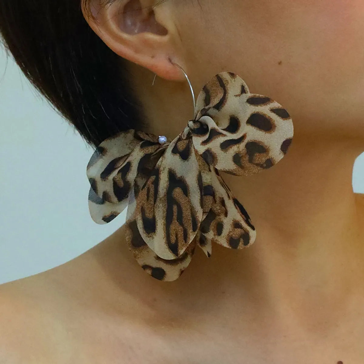 1 Pair Sweet Flower Petal Leopard Alloy Cloth Drop Earrings