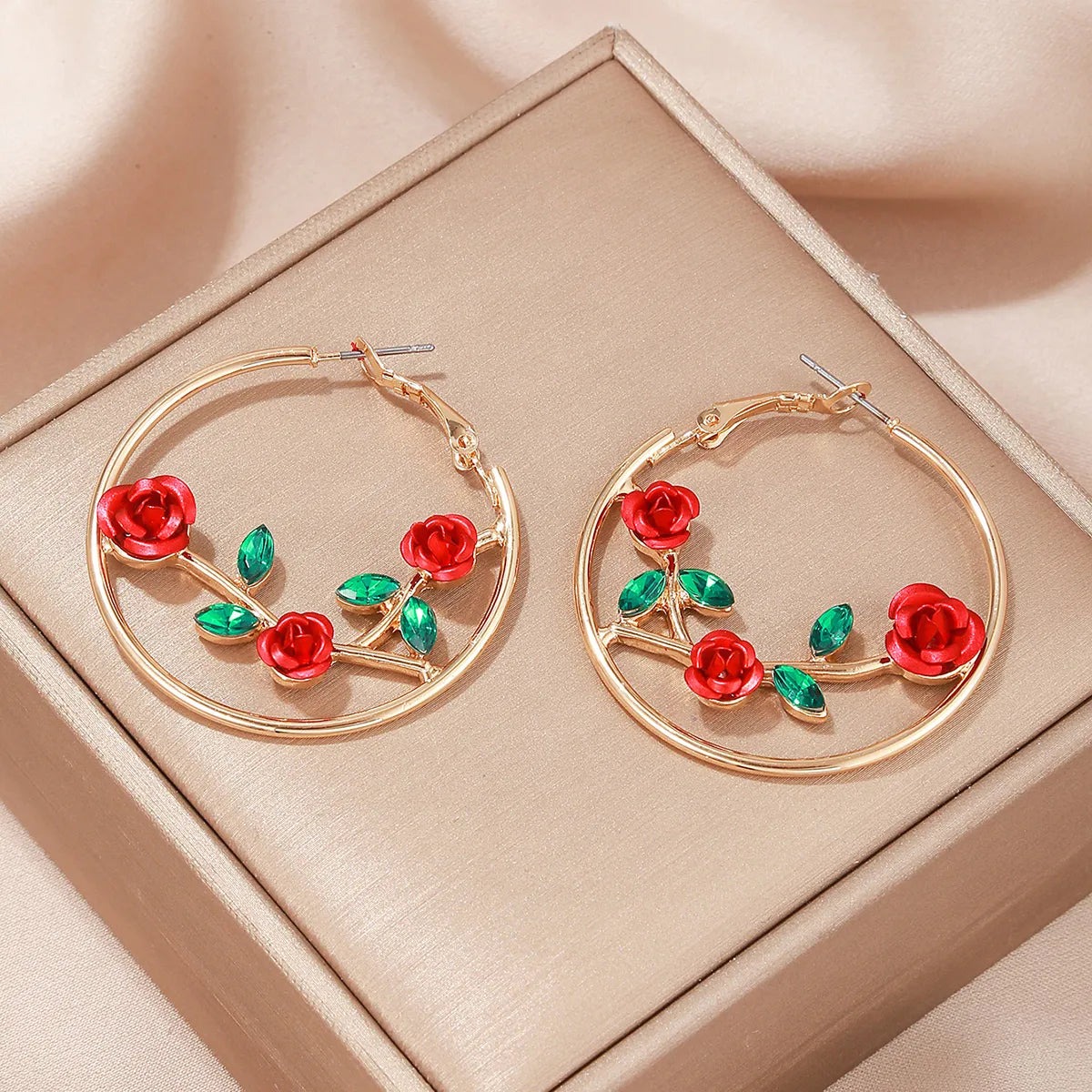 1 Pair Sweet Flower Plating Zinc Alloy 18k Gold Plated Hoop Earrings