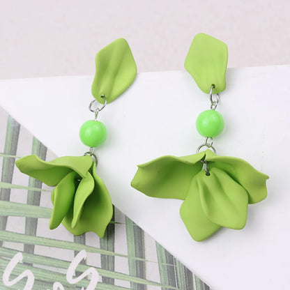 1 Pair Sweet Flower Spray Paint Arylic Drop Earrings