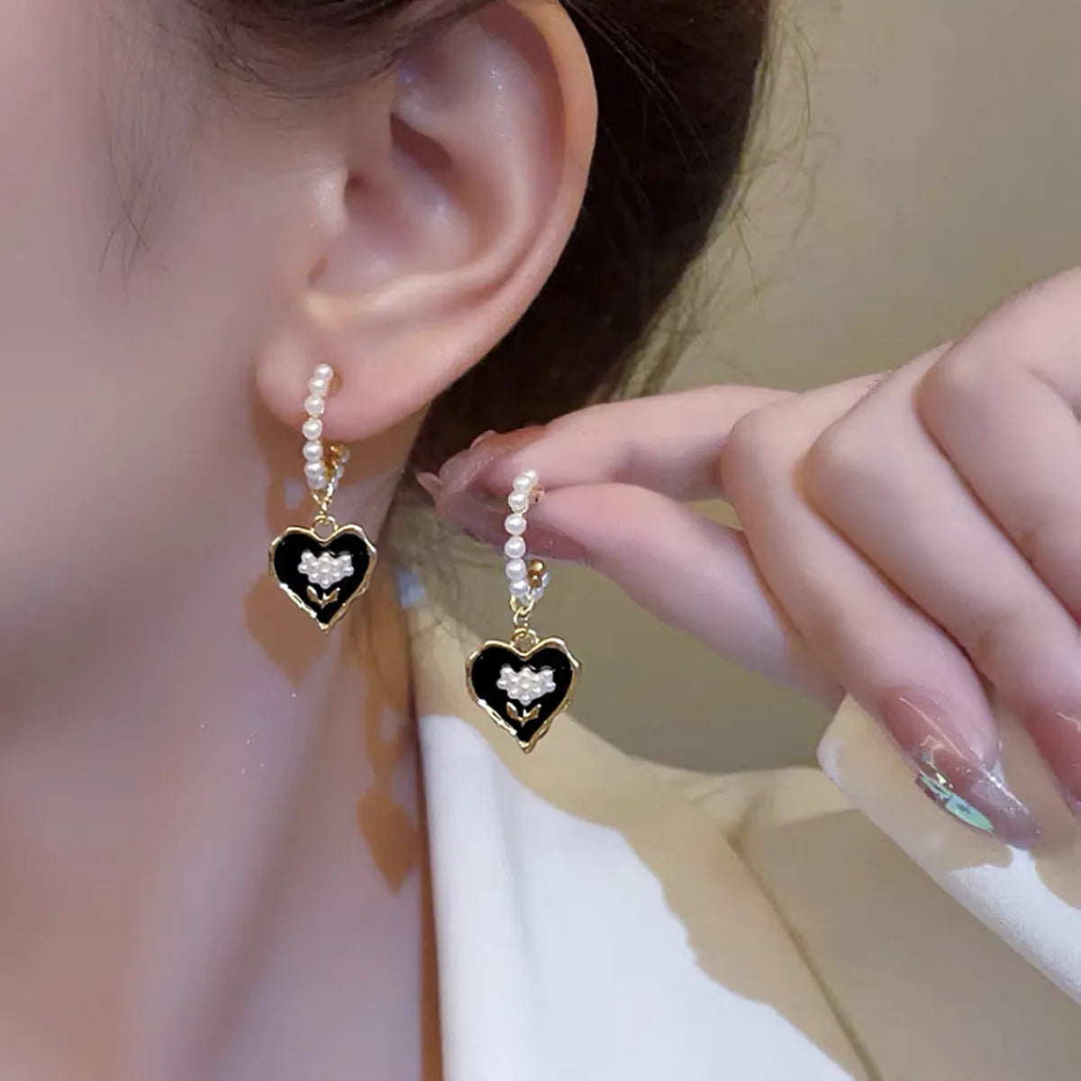 1 Pair Sweet Heart Shape Alloy Drop Earrings