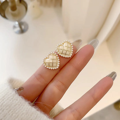 1 Pair Sweet Heart Shape Plating Alloy Gold Plated Ear Studs