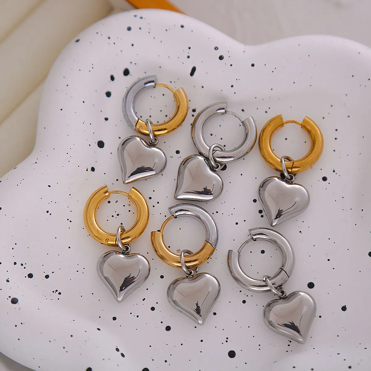 1 Pair Sweet Heart Shape Plating Titanium Steel 18K Gold Plated Drop Earrings