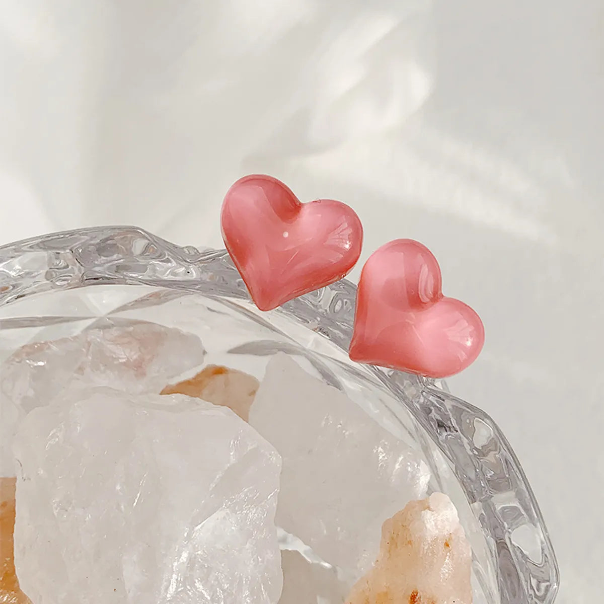 1 Pair Sweet Heart Shape Resin Ear Studs