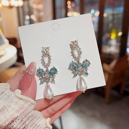 1 Pair Sweet Korean Style Butterfly Inlay Alloy Zircon Drop Earrings