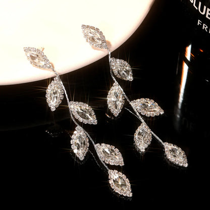 1 Pair Sweet Leaves Solid Color Plating Inlay Alloy Rhinestones Drop Earrings