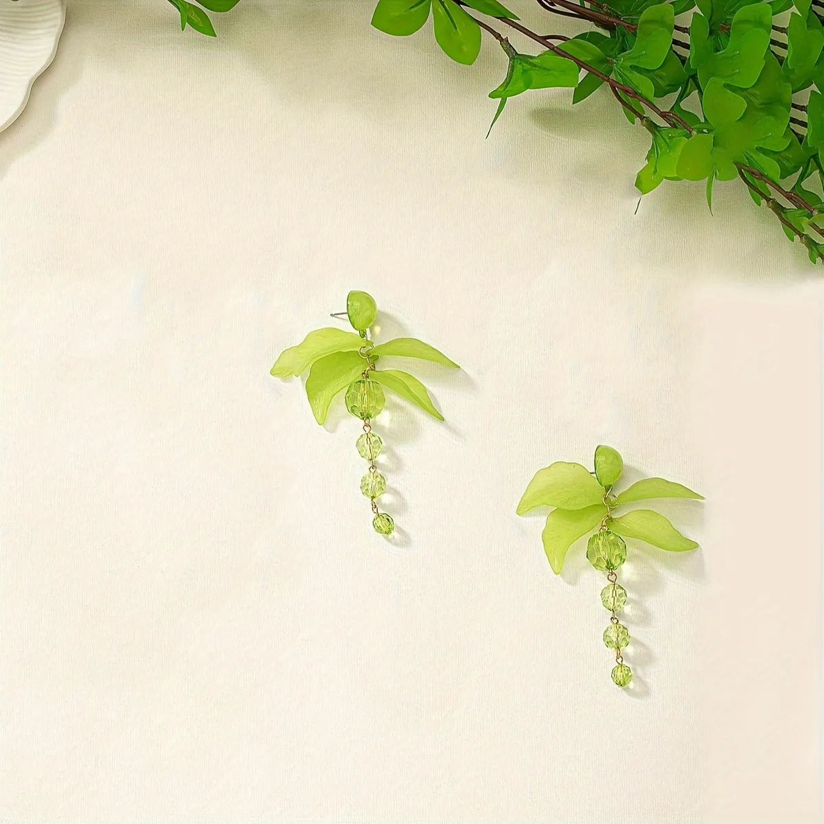 1 Pair Sweet Pastoral Petal Arylic Drop Earrings