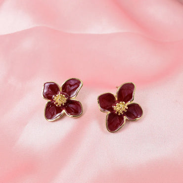 1 Pair Sweet Petal Enamel Three-dimensional Alloy Ear Studs