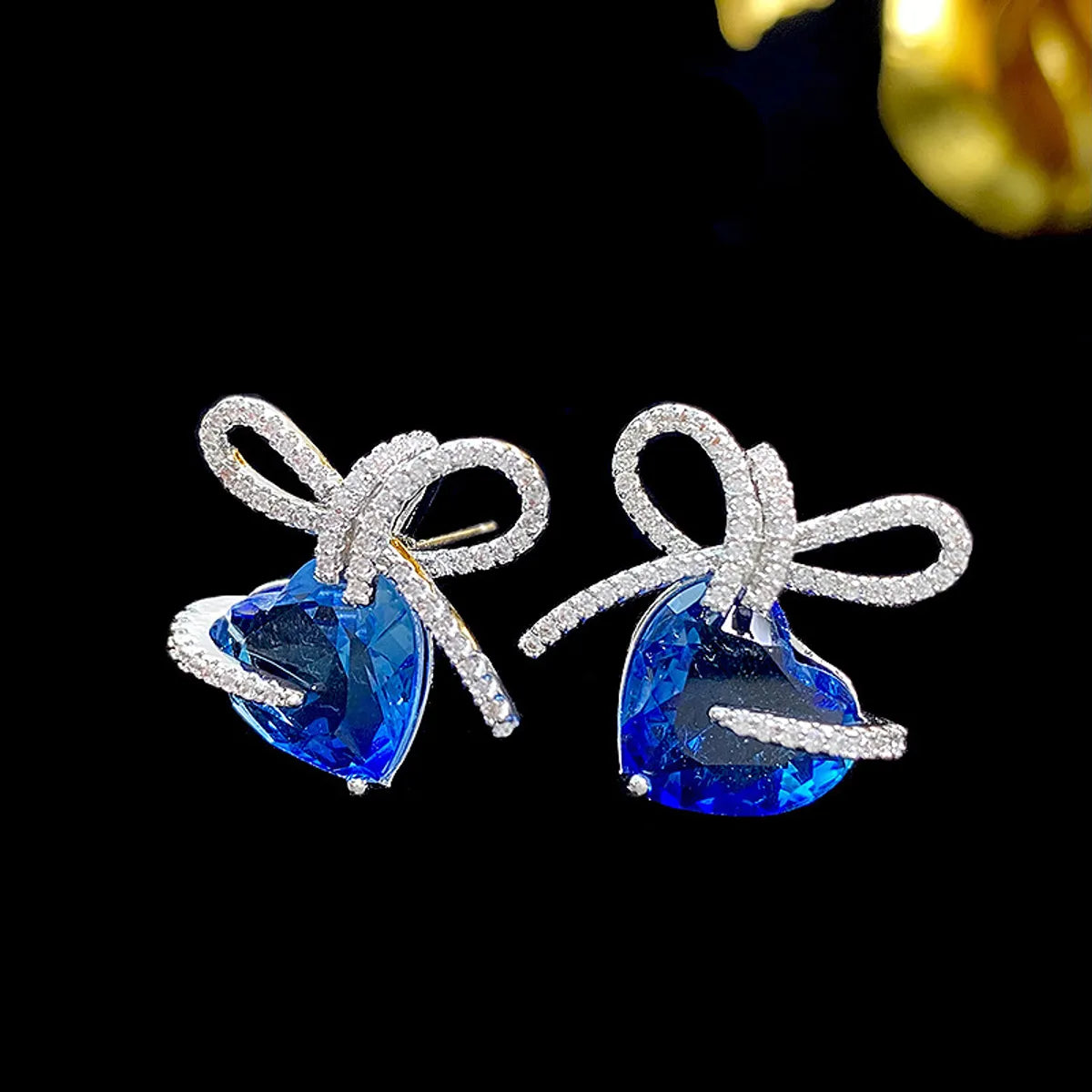 1 Pair Sweet Shiny Heart Shape Bow Knot Inlay Copper Zircon Ear Studs