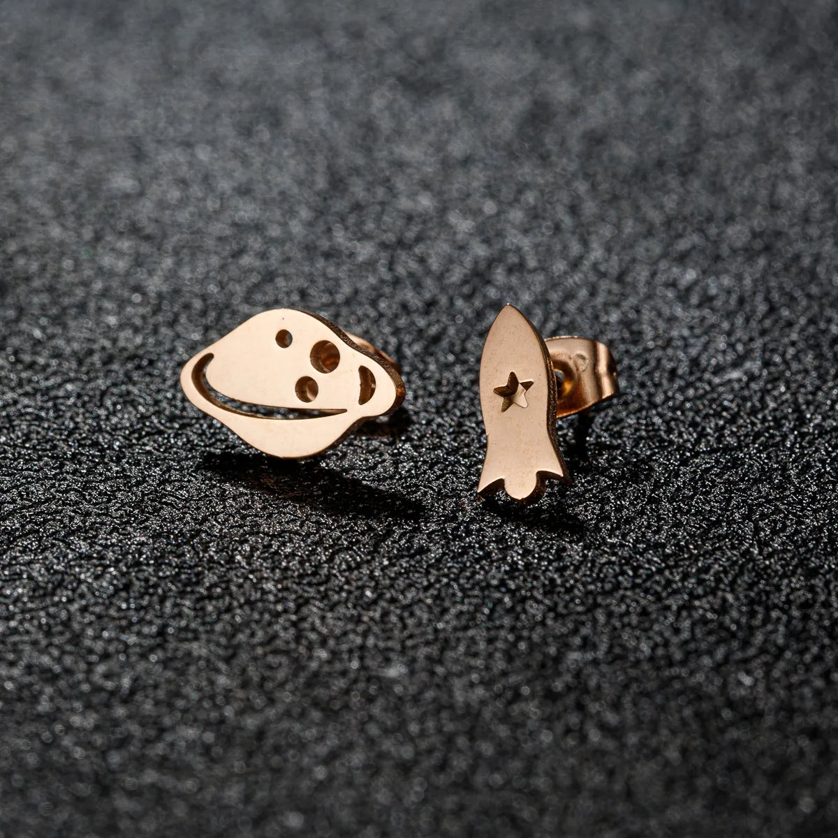 1 Pair Sweet Simple Style Artistic Animal Irregular Polishing Plating 304 Stainless Steel 18K Gold Plated Ear Studs