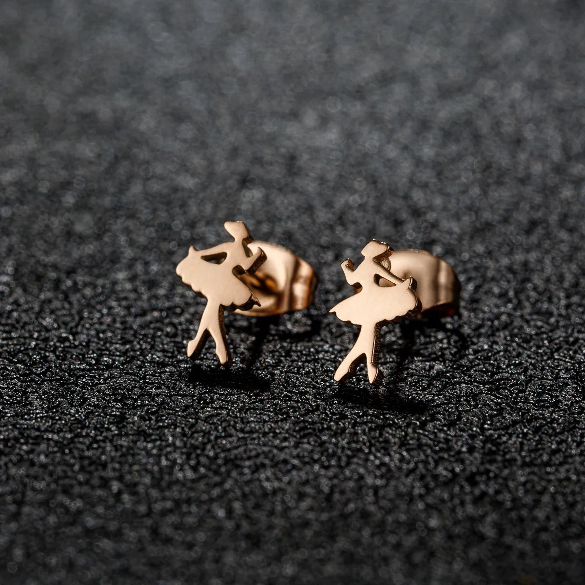 1 Pair Sweet Simple Style Artistic Animal Irregular Polishing Plating 304 Stainless Steel 18K Gold Plated Ear Studs