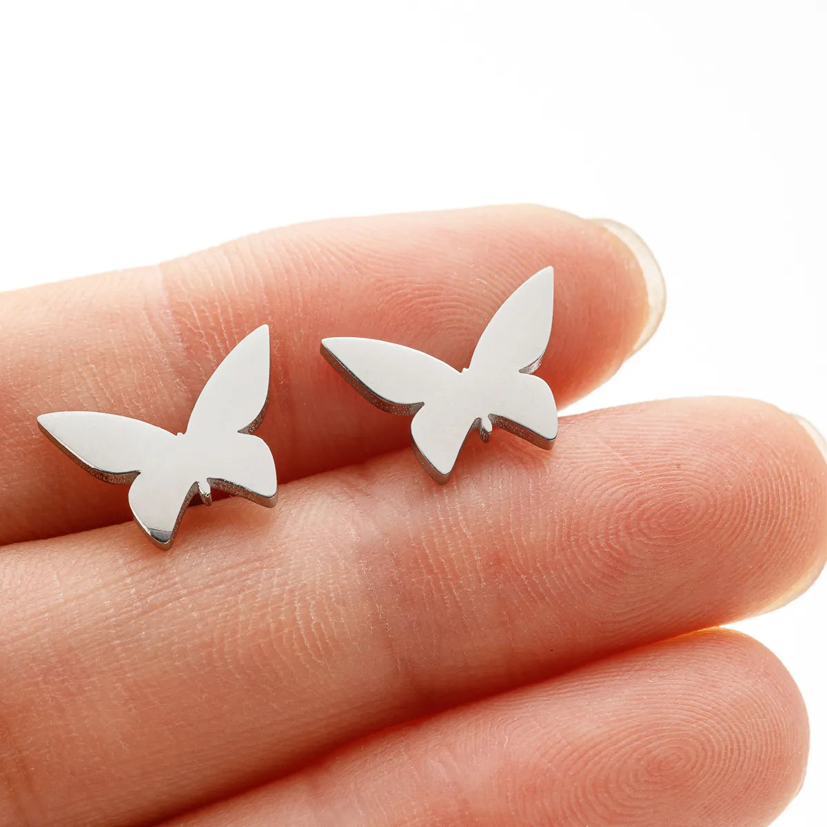 1 Pair Sweet Simple Style Artistic Heart Shape Butterfly Polishing 304 Stainless Steel 18K Gold Plated Ear Studs