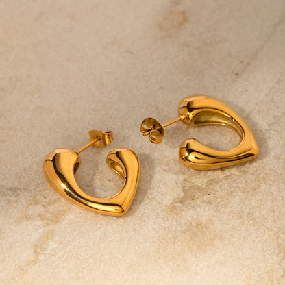 1 Pair Sweet Simple Style Classic Style Heart Shape Plating 304 Stainless Steel 18K Gold Plated Ear Studs