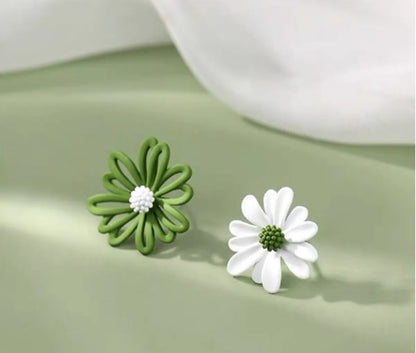 1 Pair Sweet Simple Style Flower Arylic Sterling Silver Ear Studs