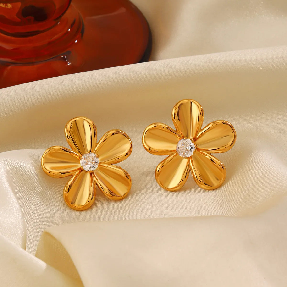 1 Pair Sweet Simple Style Flower Inlay 304 Stainless Steel Zircon 18K Gold Plated Ear Studs