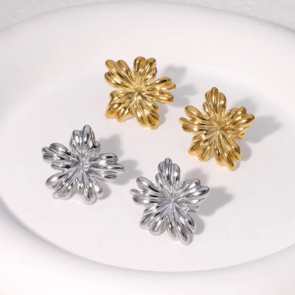 1 Pair Sweet Simple Style Flower Plating 304 Stainless Steel 18K Gold Plated Ear Studs