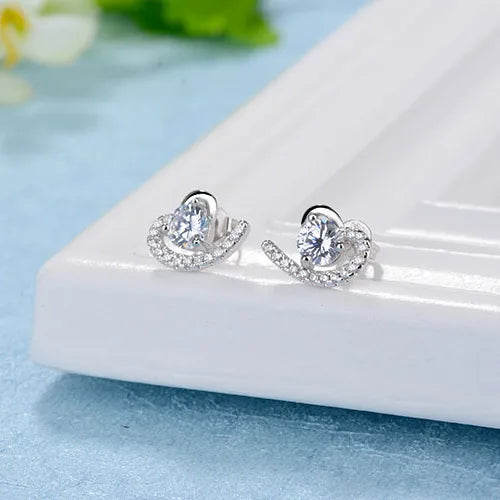 1 Pair Sweet Simple Style Heart Shape Inlay Copper Zircon White Gold Plated Ear Studs