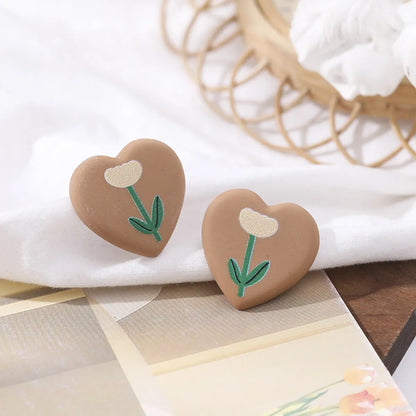 1 Pair Sweet Simple Style Heart Shape Plastic Resin Ear Studs