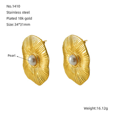 1 Pair Sweet Simple Style Leaf Flower Plating Inlay 304 Stainless Steel Pearl 18K Gold Plated Ear Studs