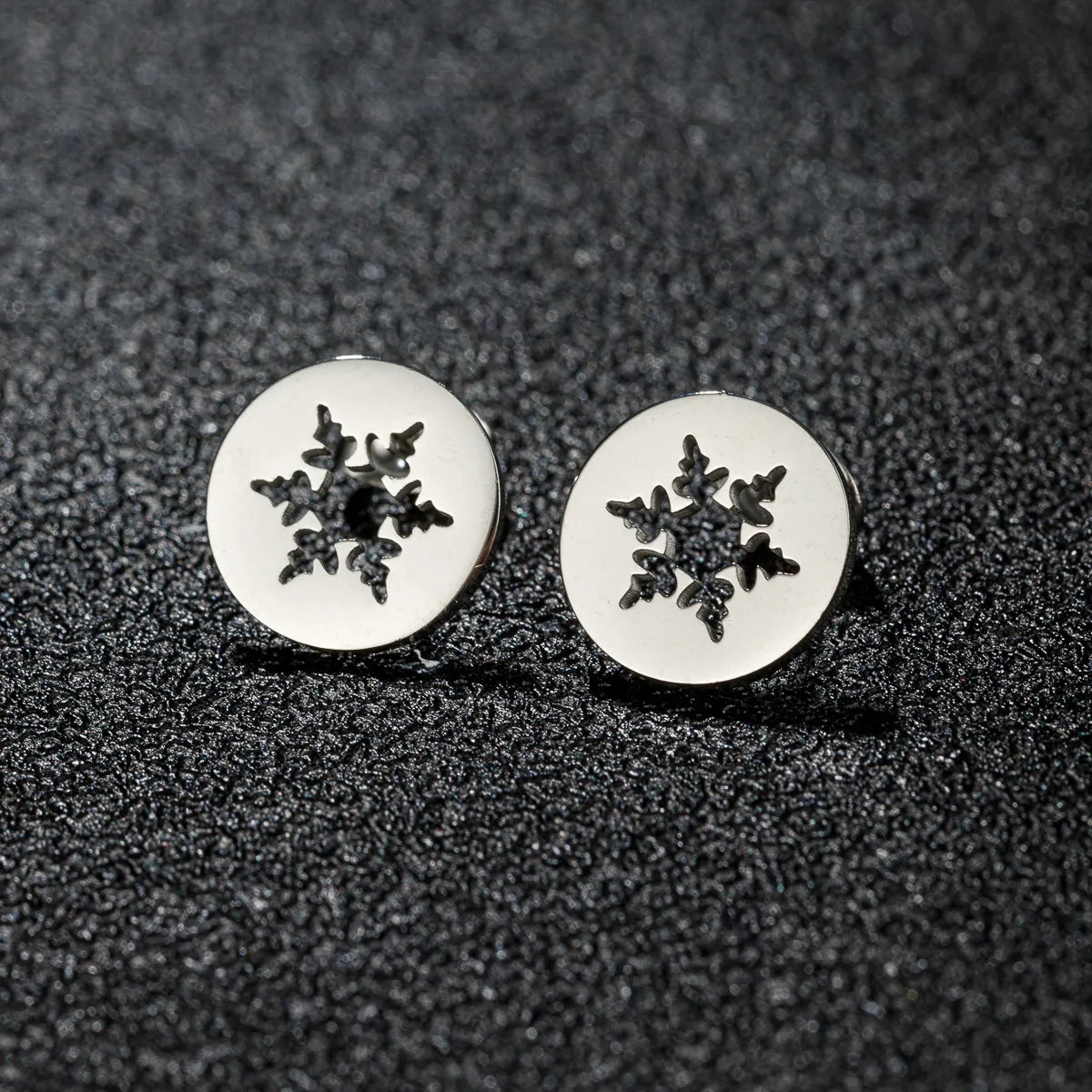 1 Pair Sweet Simple Style Pineapple Snowflake Polishing 304 Stainless Steel 18K Gold Plated Ear Studs