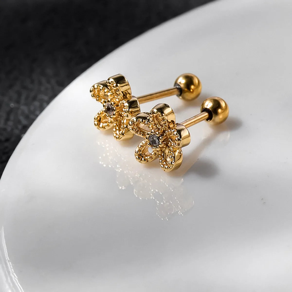 1 Pair Sweet Simple Style Shiny Flower Plating Inlay Stainless Steel Zircon Gold Plated Cartilage Earrings