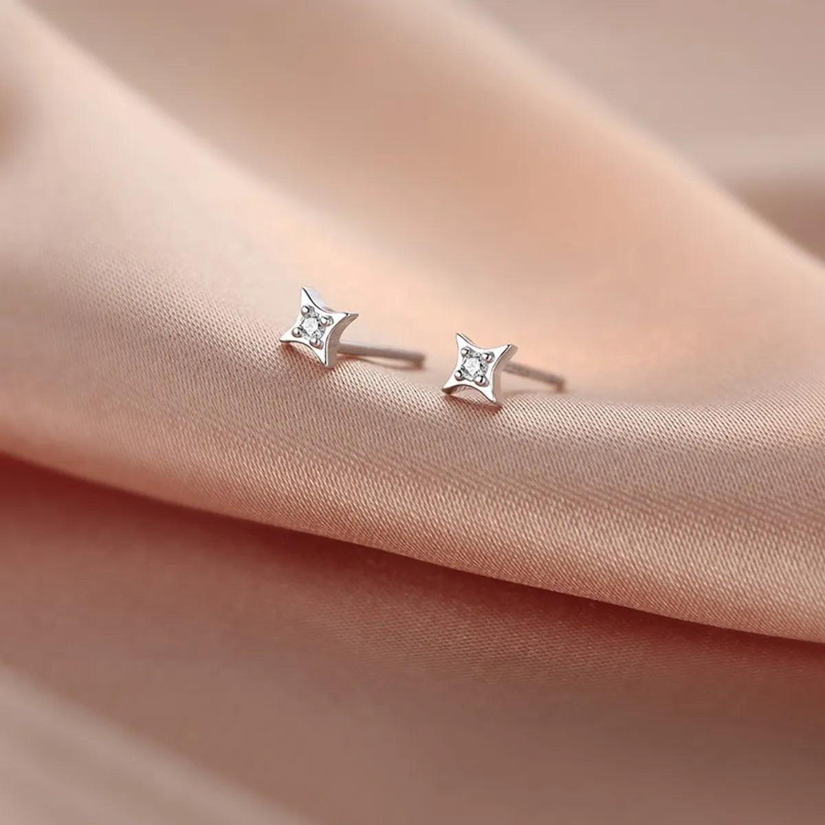 1 Pair Sweet Simple Style Star Polishing Inlay Sterling Silver Zircon Ear Studs