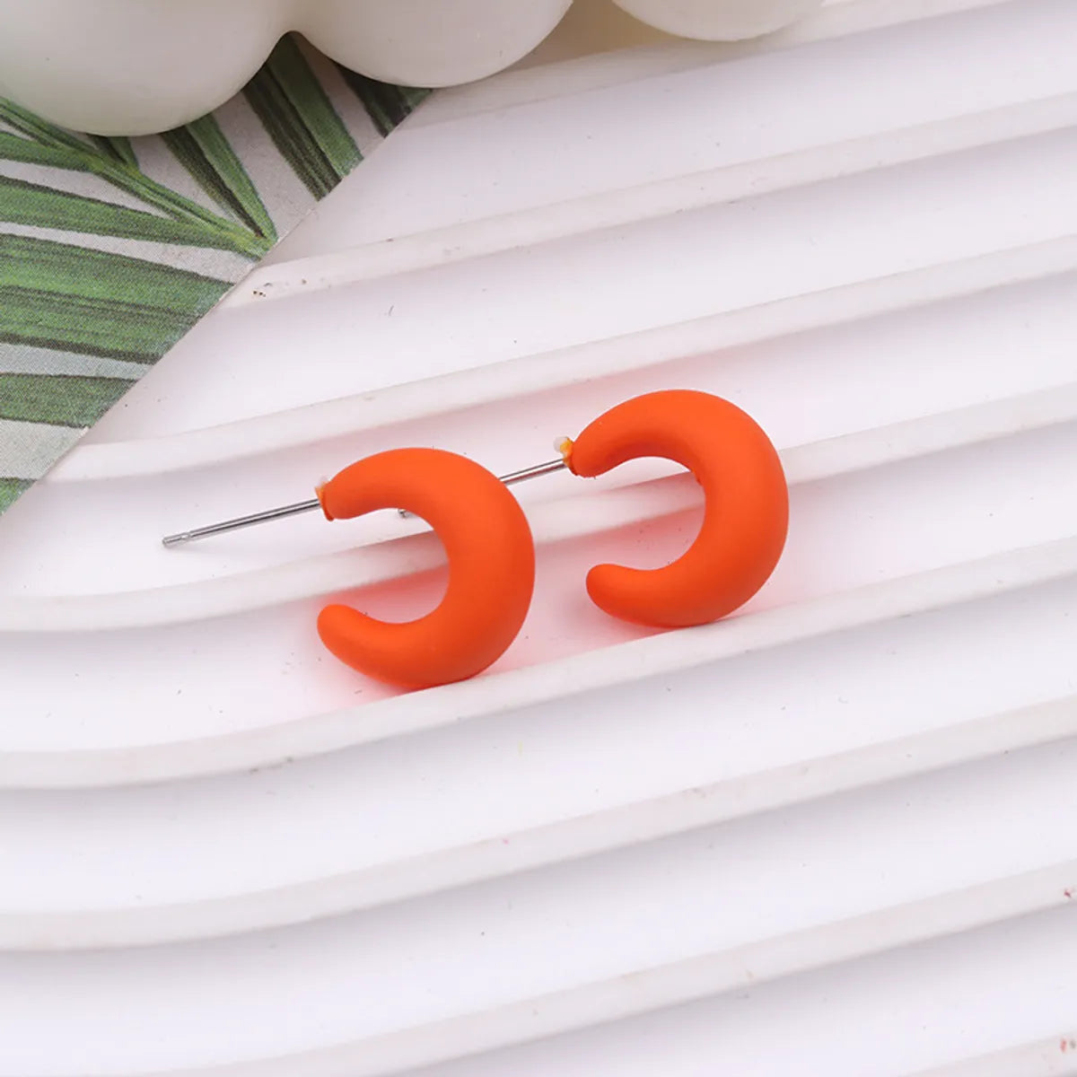 1 Pair Sweet Solid Color Spray Paint Arylic Ear Studs