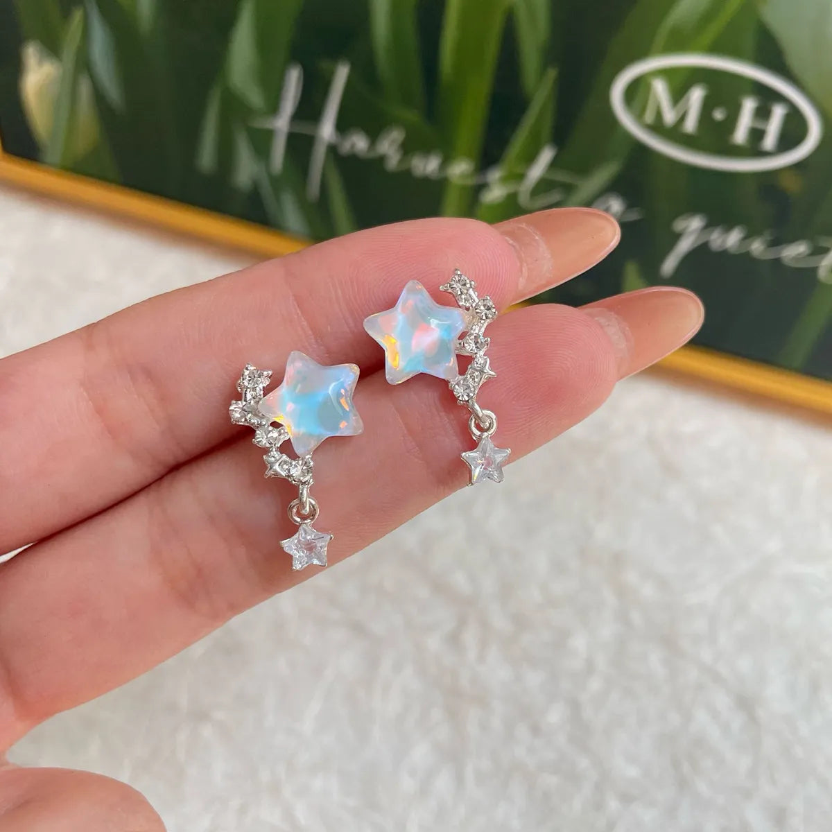 1 Pair Sweet Star Inlay Alloy Zircon Drop Earrings