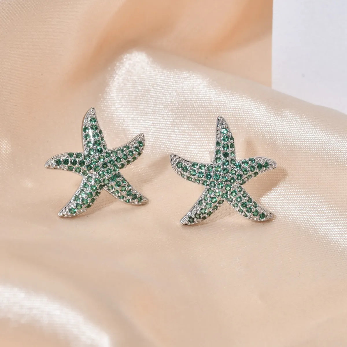 1 Pair Sweet Starfish Plating Inlay Copper Zircon White Gold Plated Ear Studs