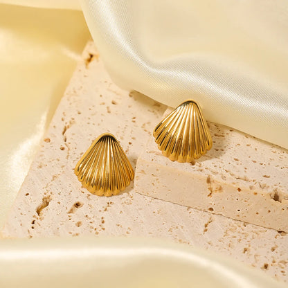 1 Pair Vacation Beach Scallop Shell Polishing Plating Stainless Steel 18K Gold Plated Ear Studs