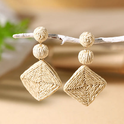 1 Pair Vacation Bohemian Rhombus Braid Alloy Straw Rattan Drop Earrings