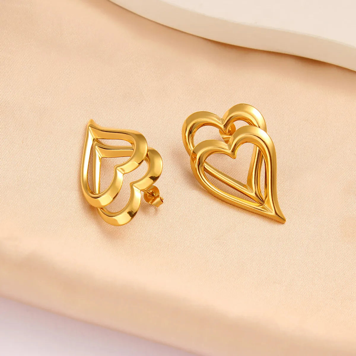 1 Pair Vacation Commute Heart Shape Plating 304 Stainless Steel 316 Stainless Steel  18K Gold Plated Ear Studs