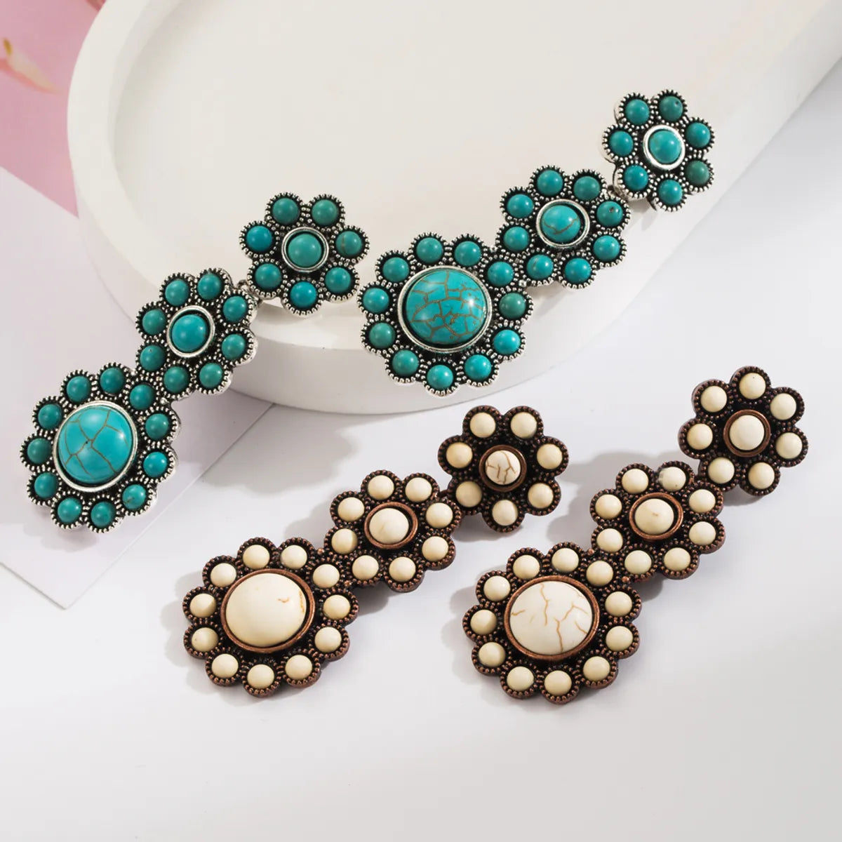 1 Pair Vacation Ethnic Style Oval Inlay Alloy Turquoise Turquoise 14K Gold Plated Drop Earrings