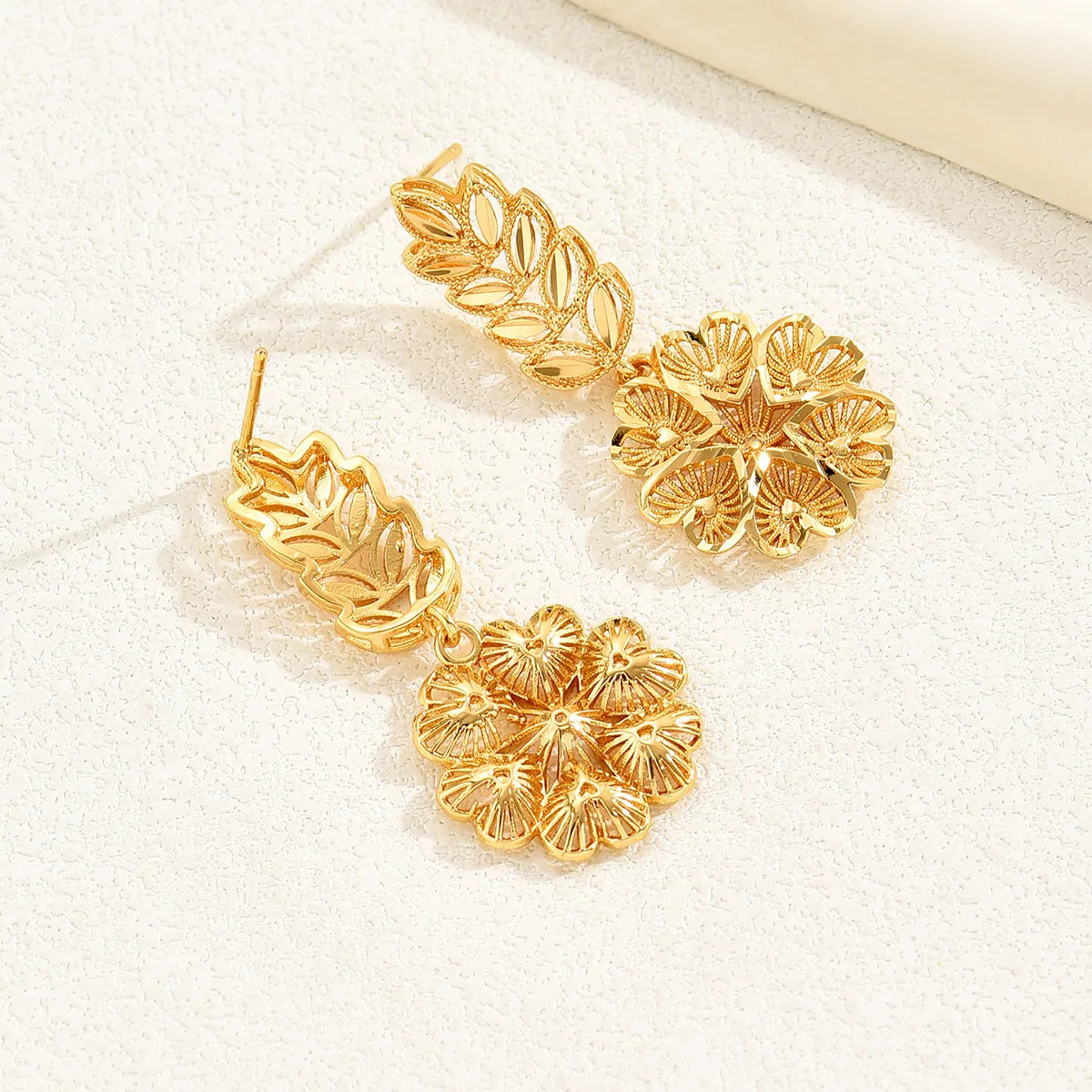 1 Pair Vacation Leaf Heart Shape Plating Copper 18k Gold Plated Drop Earrings