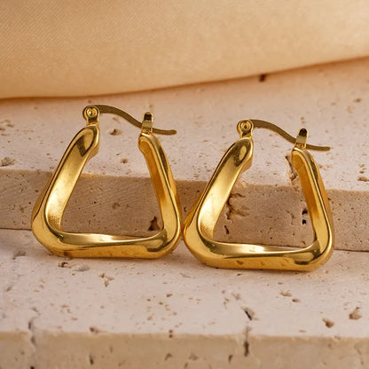 1 Pair Vacation Modern Style C Shape Triangle Solid Color Plating 304 Stainless Steel 14K Gold Plated Earrings Ear Studs