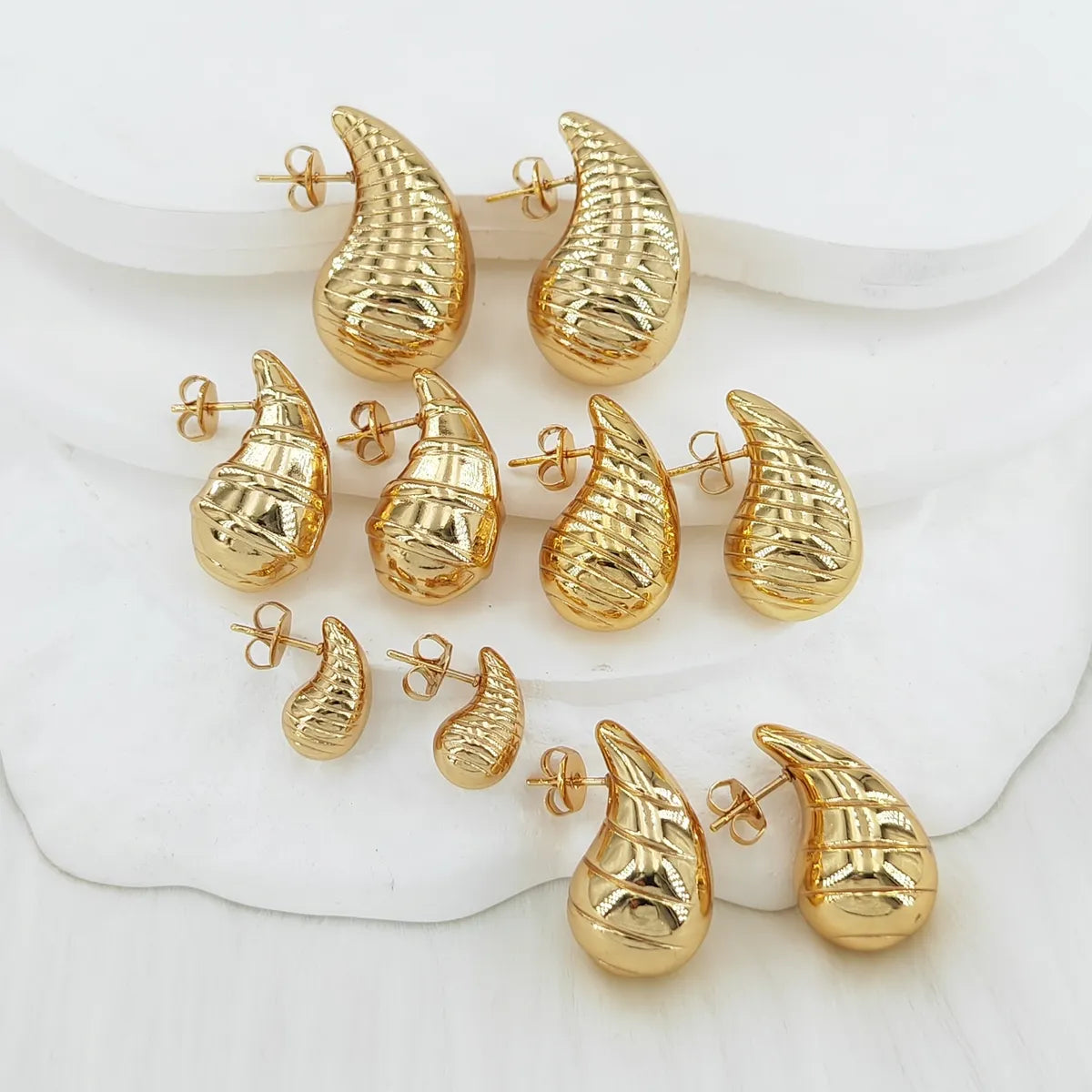 1 Pair Vacation Romantic Classic Style Zebra Water Droplets Spiral Stripe Water Drop Three-Dimensional Metal 304 Stainless Steel None Earrings Ear Studs