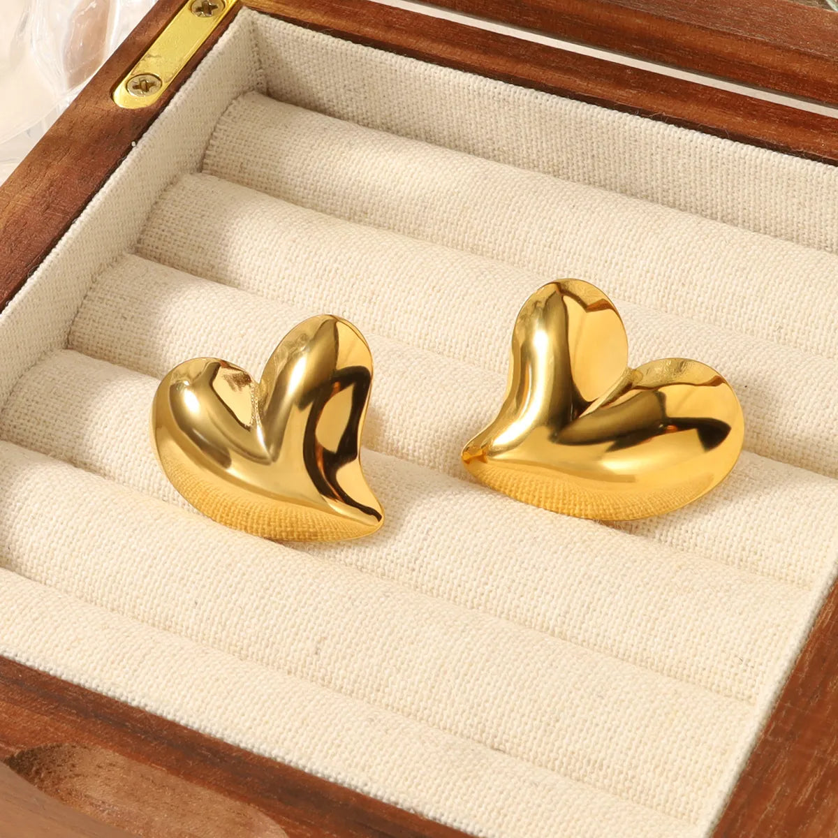 1 Pair Vacation Simple Style Classic Style Heart Shape 304 Stainless Steel 18K Gold Plated Ear Studs