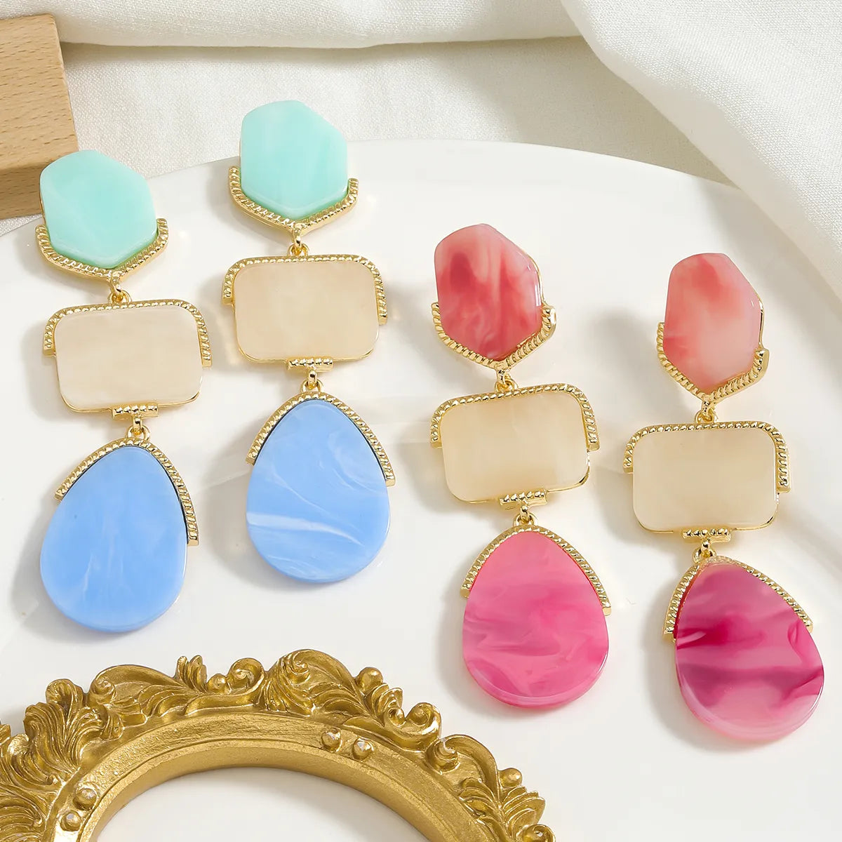 1 Pair Vacation Simple Style Geometric Tassel Polishing Plating Inlay Alloy Resin Resin Drop Earrings