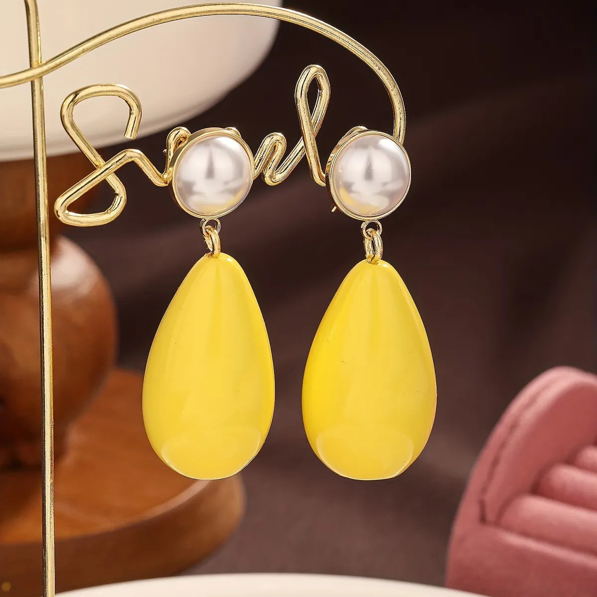 1 Pair Vacation Simple Style Water Droplets Inlay Arylic Artificial Pearls Drop Earrings