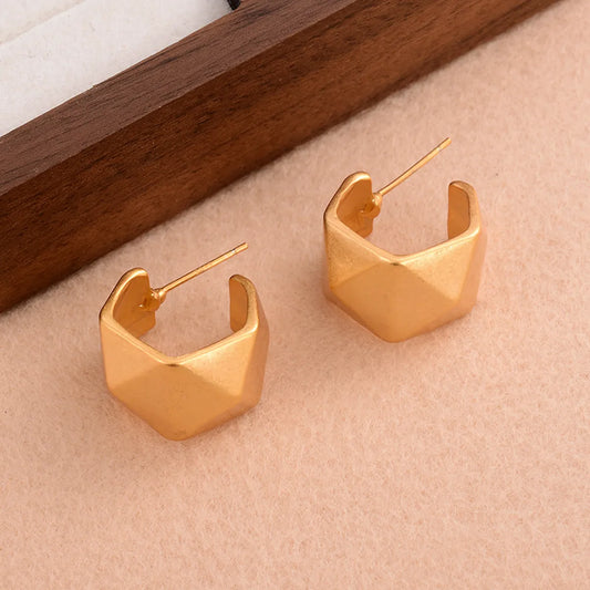 1 Pair Vintage Style C- Shaped Solid Color Plating Copper 18k Gold Plated Ear Studs