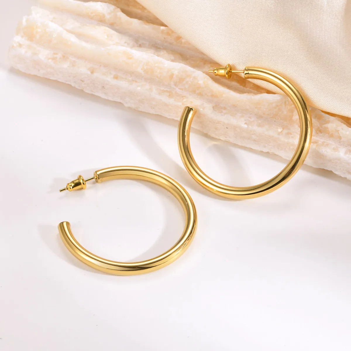 1 Pair Vintage Style Classic Style C Shape Plating Stainless Steel Gold Plated Ear Studs