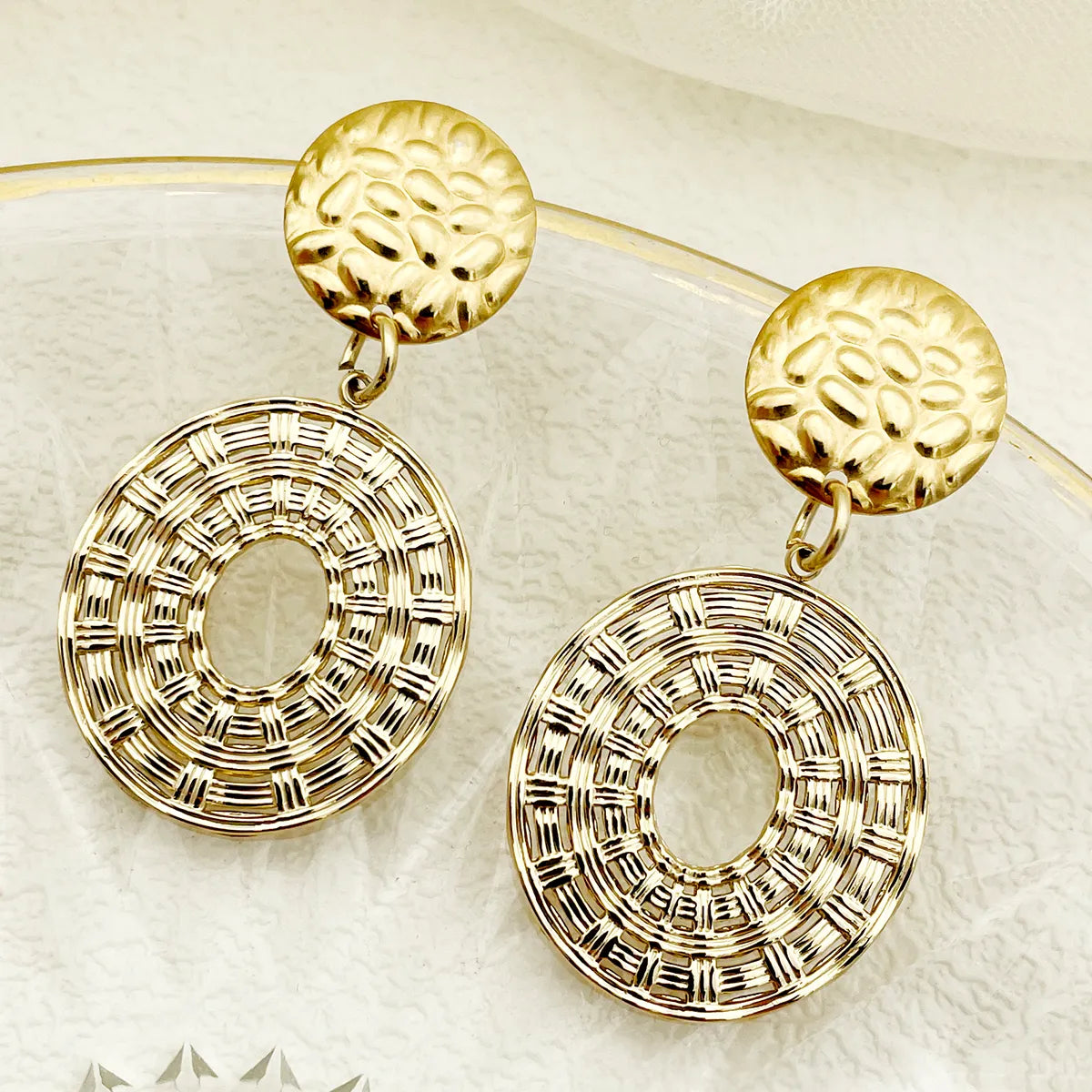 1 Pair Vintage Style Commute Round Plating Stainless Steel Gold Plated Drop Earrings