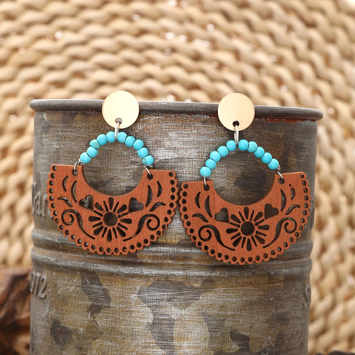 1 Pair Vintage Style Ethnic Style Geometric Skull Hollow Out Wood Drop Earrings