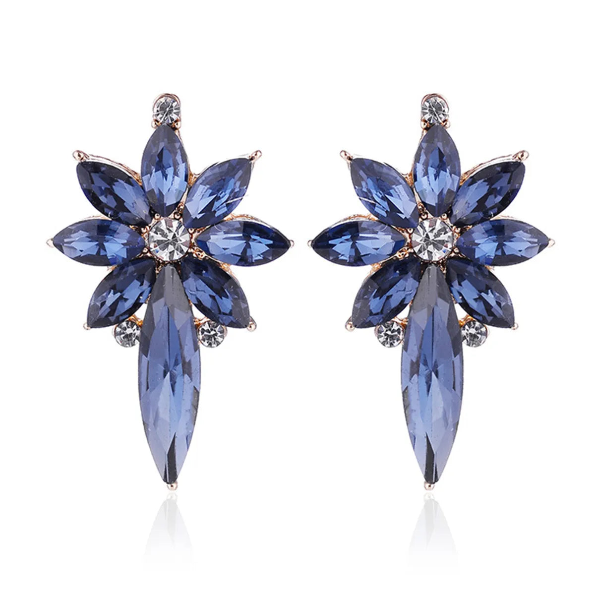 1 Pair Vintage Style Flower Alloy Inlay Rhinestones Women'S Ear Studs