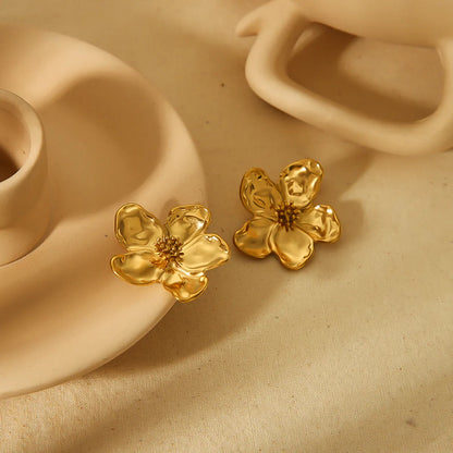 1 Pair Vintage Style Flower Polishing Plating Inlay 304 Stainless Steel Artificial Pearls 18K Gold Plated Ear Studs