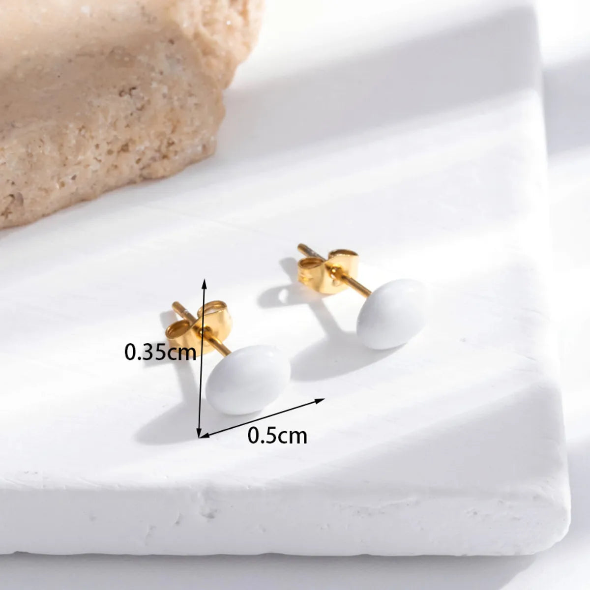 1 Pair Vintage Style French Style Simple Style Geometric Water Droplets Strawberry Plating Stainless Steel 18k Gold Plated Earrings