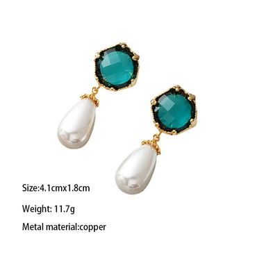 1 Pair Vintage Style Luxurious French Style Round Water Droplets Three-dimensional Inlay Copper Artificial Pearls 18K Gold Plated Drop Earrings