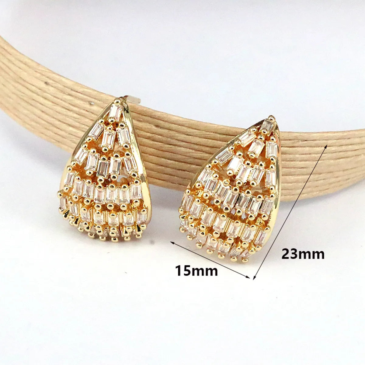 1 Pair Vintage Style Luxurious Simple Style Water Droplets Plating Mesh Inlay Copper Zircon Gold Plated Silver Plated Ear Studs