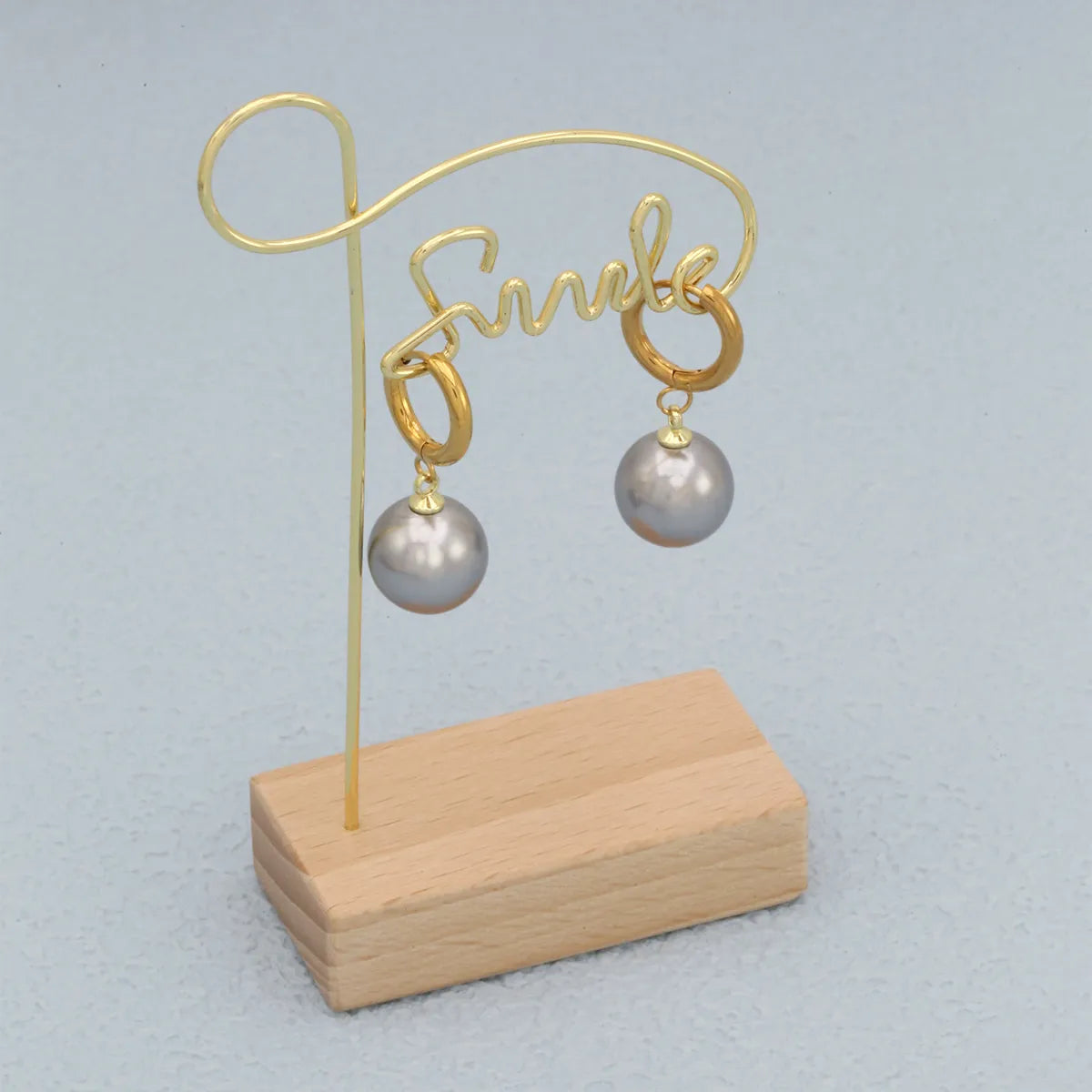 1 Pair Vintage Style Romantic Simple Style Round Plating Inlay 304 Stainless Steel Pearl 18K Gold Plated Drop Earrings